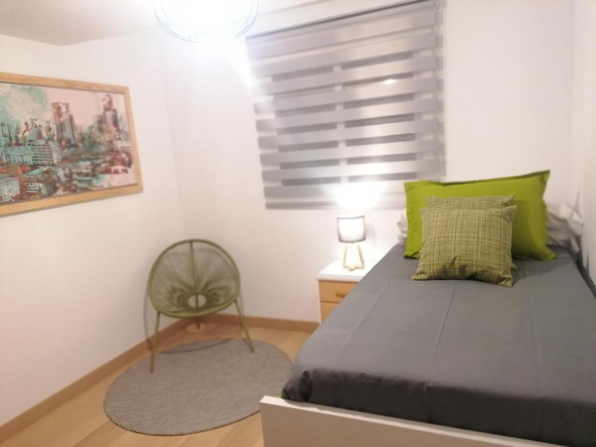 Relax & Home, Apartamento Con Terraza Y Parking La Zubia  Luaran gambar