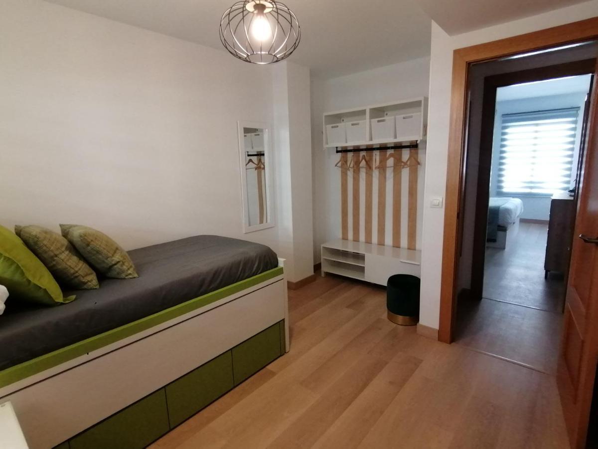 Relax & Home, Apartamento Con Terraza Y Parking La Zubia  Luaran gambar