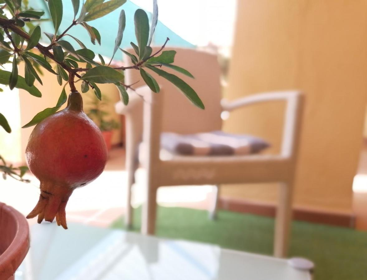 Relax & Home, Apartamento Con Terraza Y Parking La Zubia  Luaran gambar