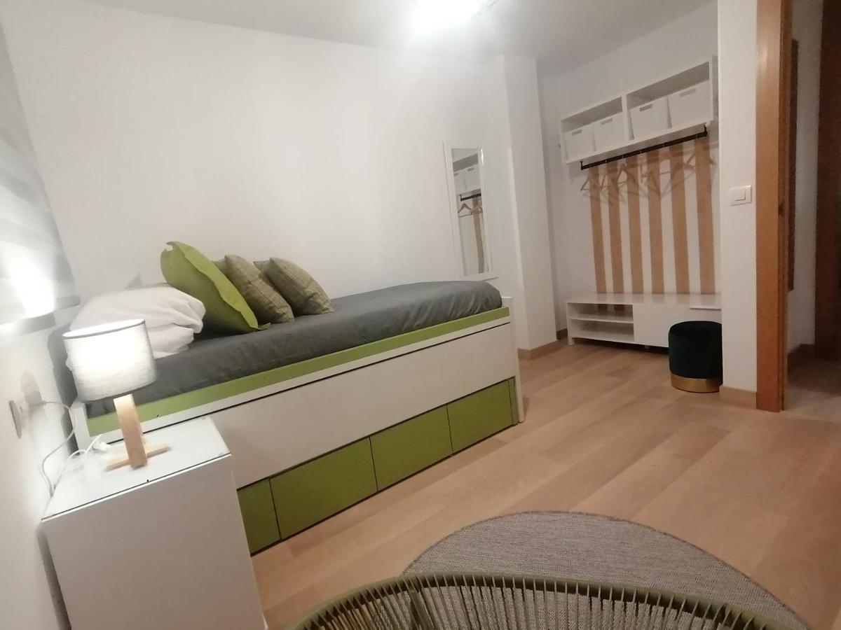 Relax & Home, Apartamento Con Terraza Y Parking La Zubia  Luaran gambar