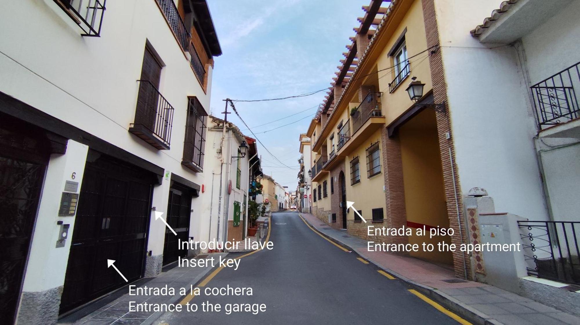 Relax & Home, Apartamento Con Terraza Y Parking La Zubia  Luaran gambar